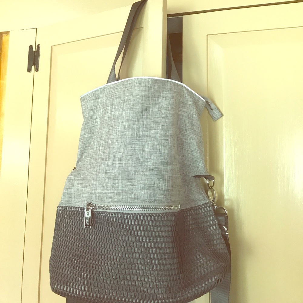 Athleta grey cross over bag